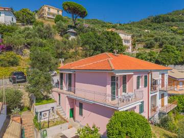 Gîte pour 4 personnes, avec balcon à Moneglia
