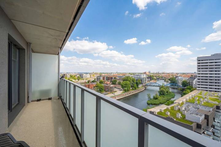 Apartamento entero, Modern Apartment | Parking | View of the Oder River in Breslavia, Lower Silesia