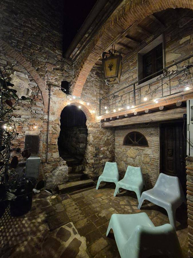 Location de vacances pour 9 personnes, avec jardin à Vecchiano - 2