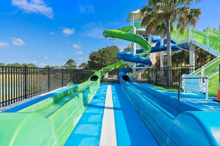 Vacation rental for 10 people, with pool and terrace in Disney Orlando