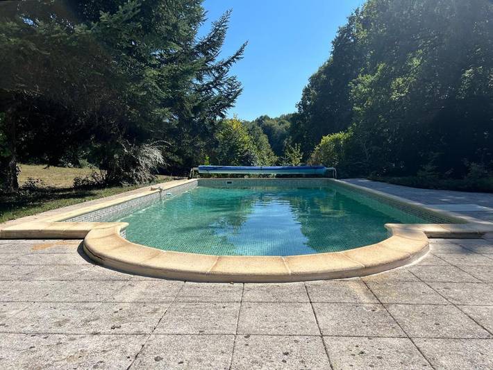 Location de vacances pour 8 personnes, avec piscine à Saint-Pardoux-l'Ortigier - 3
