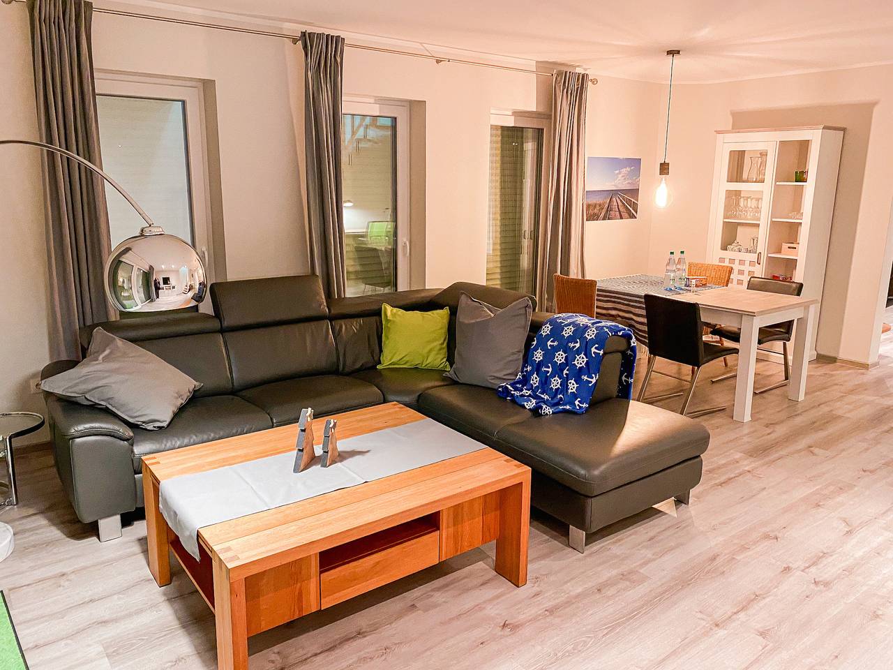Ganze Ferienwohnung, Haushälfte rechts in Rhede (Ems), Emsland
