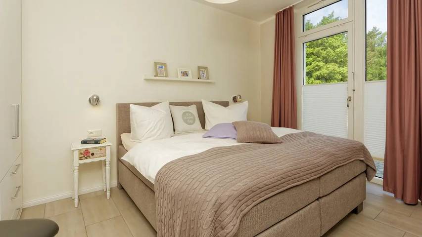 Ferienwohnung für 4 Personen, mit Terrasse und Garten in Karlshagen - 4