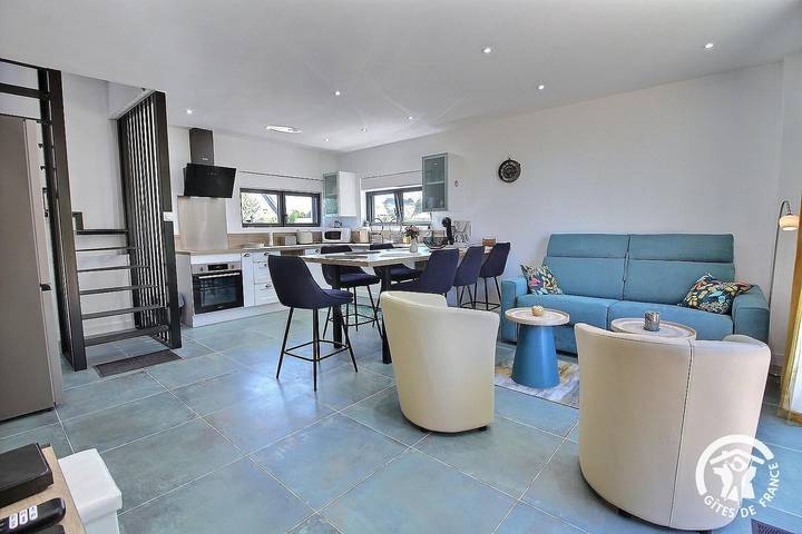 Gîte pour 4 personnes, avec Terrasse et Jardin dans L'Hôpital (Quessoy)