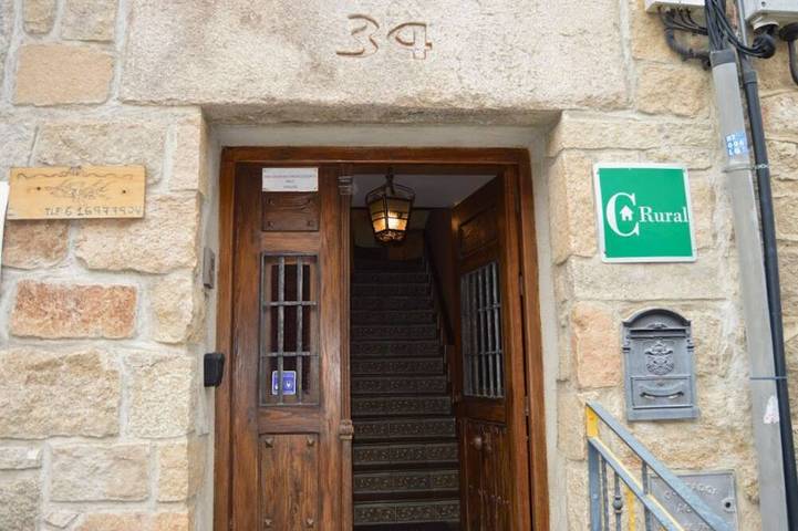 Casa de vacaciones para 8 personas, con jardín y jacuzzi, Se admiten mascotas - 1