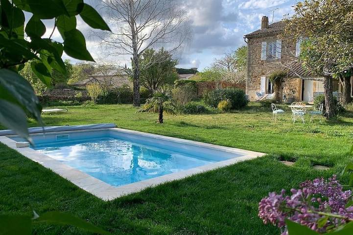 Location de vacances pour 10 personnes, avec jardin à La Bruguière