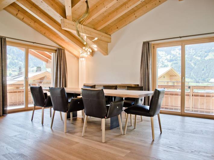 Ferienhaus für 12 Personen, mit Balkon und Sauna sowie Garten im Berner Oberland - 3