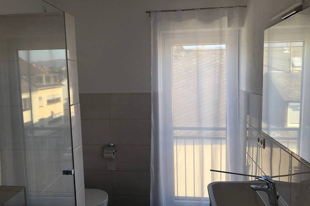 Ganze Wohnung, Fewo4You - Fewo Rhein-Lahn in Lahnstein, Osteifel