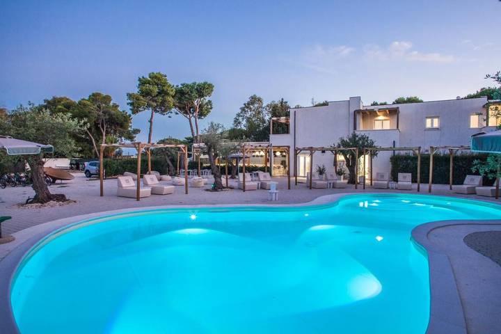 Hotel für 2 Personen, mit Balkon und Terrasse sowie Whirlpool und Garten