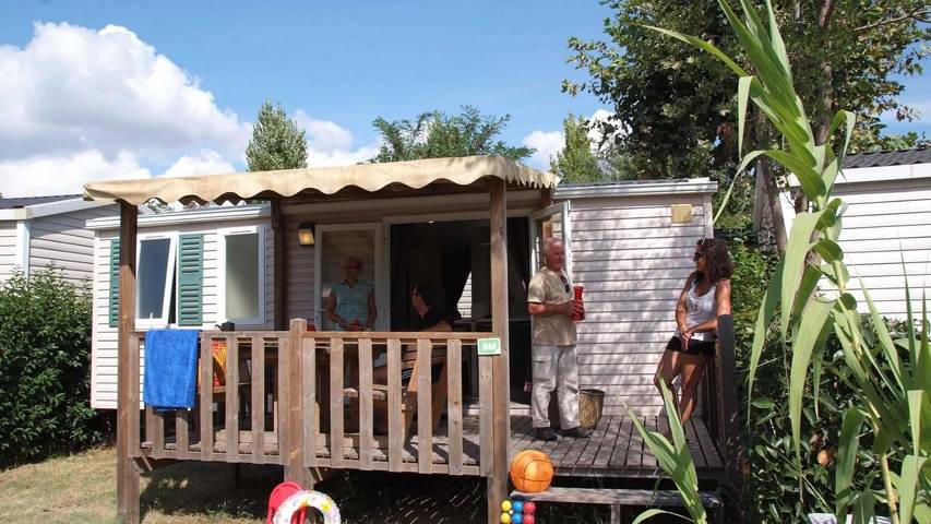 Camping pour 6 personnes, avec sauna à Saint-Raphaël