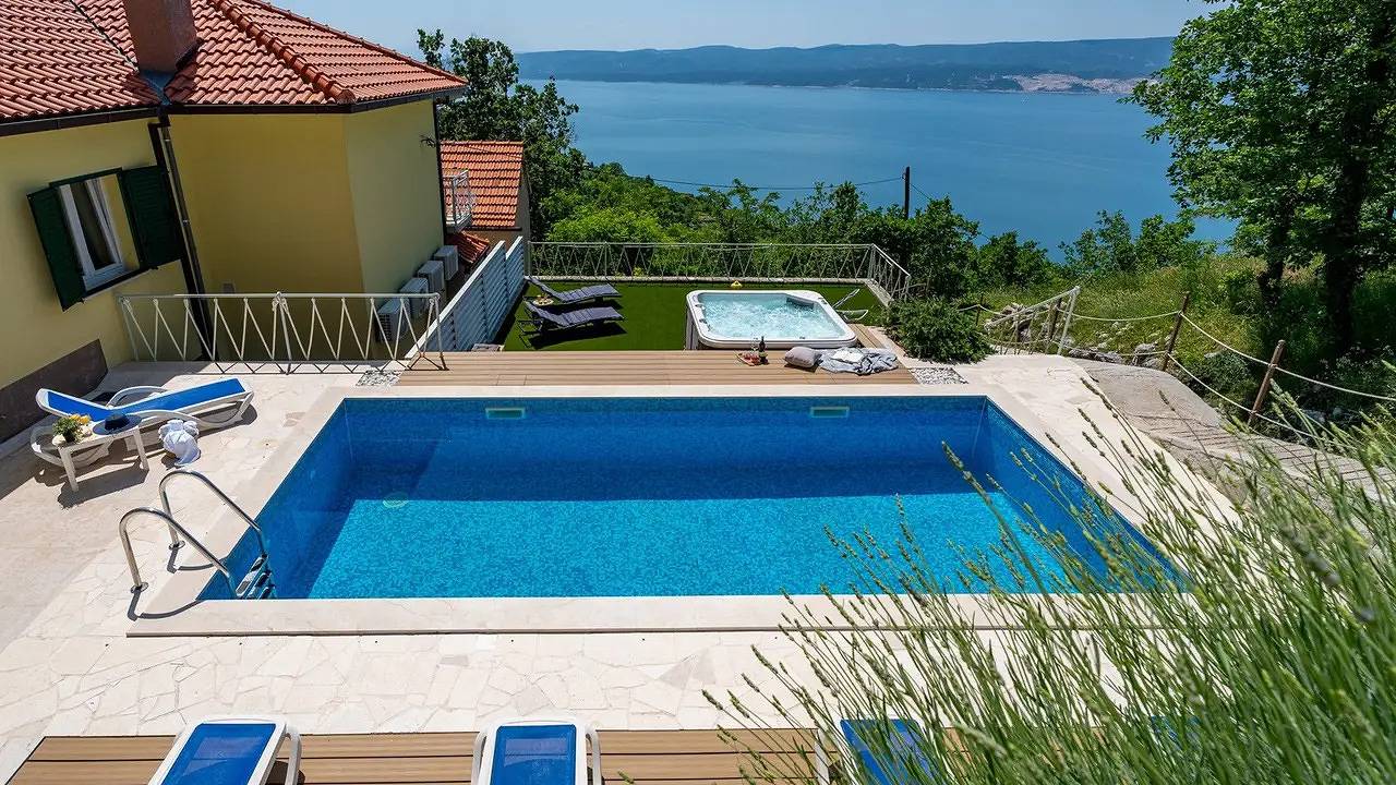 Villa für 11 Personen (240 m²) in Lokva Rogoznica in Lokva Rogoznica, Omis-Riviera