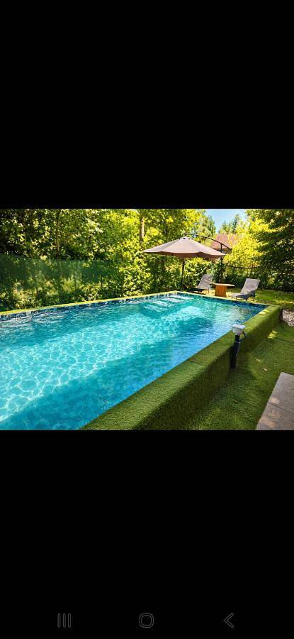Location de vacances pour 2 personnes, avec Balcon et Jacuzzi ainsi que Terrasse et Jardin à Boissy-la-Rivière