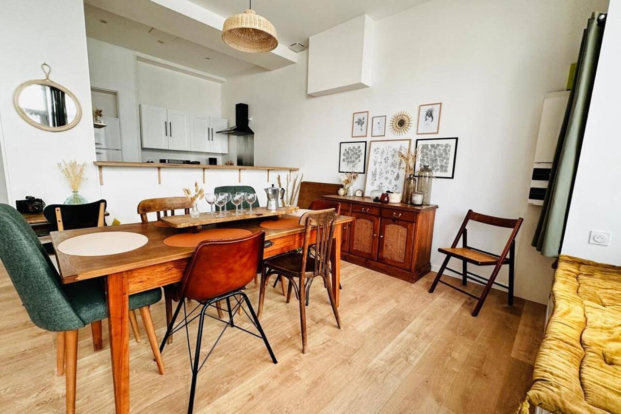 Four-Bedroom House in Saint-Aignan, Région de Romorantin-Lanthenay