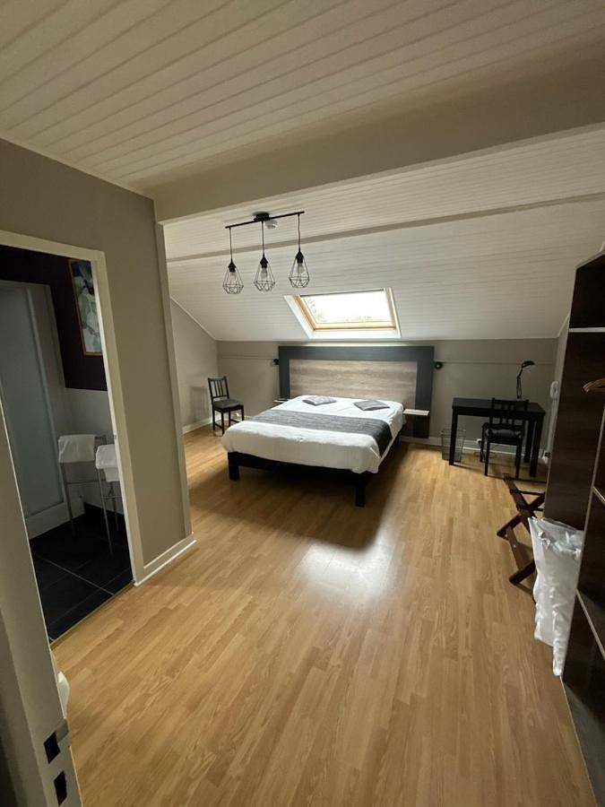 Logis Hôtel & Restaurant Le Parcey in Parcey, Jura