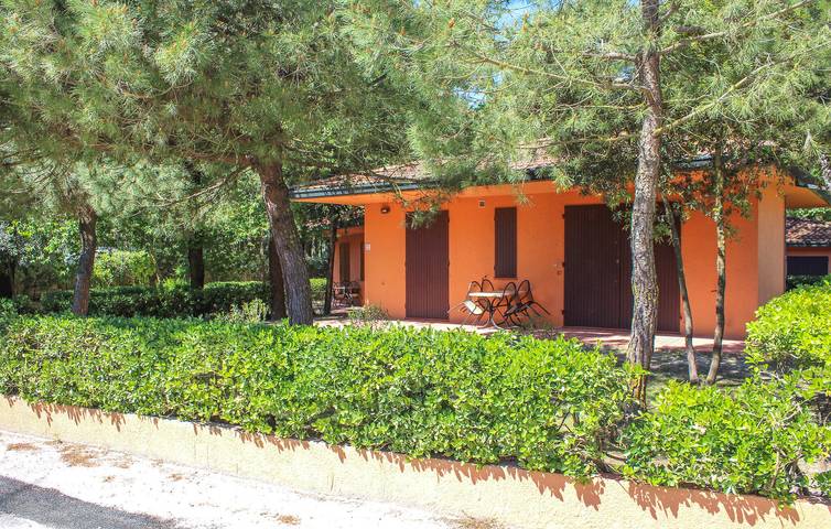 Location de vacances pour 6 personnes, avec jardin et piscine à Lido di Spina - 4