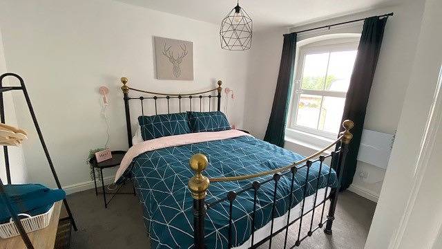Entire holiday apartment, 2-Bed Flat in Summerbridge Harrogate, Pet Friendly in Nidderdale AONB