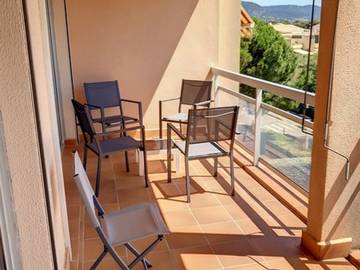 Appartement De Vacances pour 4 Personnes dans Bormes-les-Mimosas, Région de Toulon, Photo 2