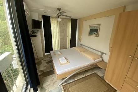 Hel ferielejlighed, Apartment 5 in Baska Voda, Makarska Riviera