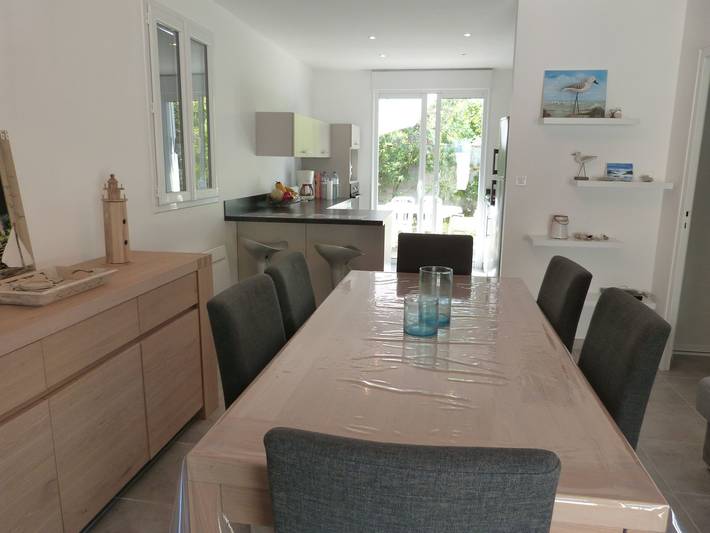 Location de vacances pour 7 personnes, avec terrasse dans Plage Sainte-Anne - 2