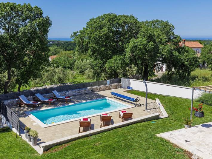 Location de vacances pour 6 personnes, avec vue ainsi que balcon et jardin à Bale (Croatie) - 2