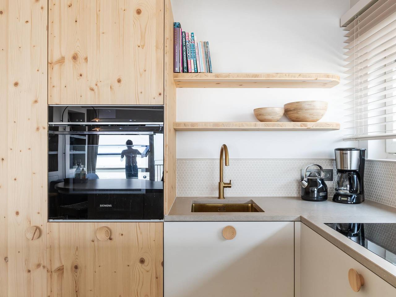 Geheel appartement, Zonnig hoekappartement met luxe zeezicht in Blankenberge, Belgische Kust
