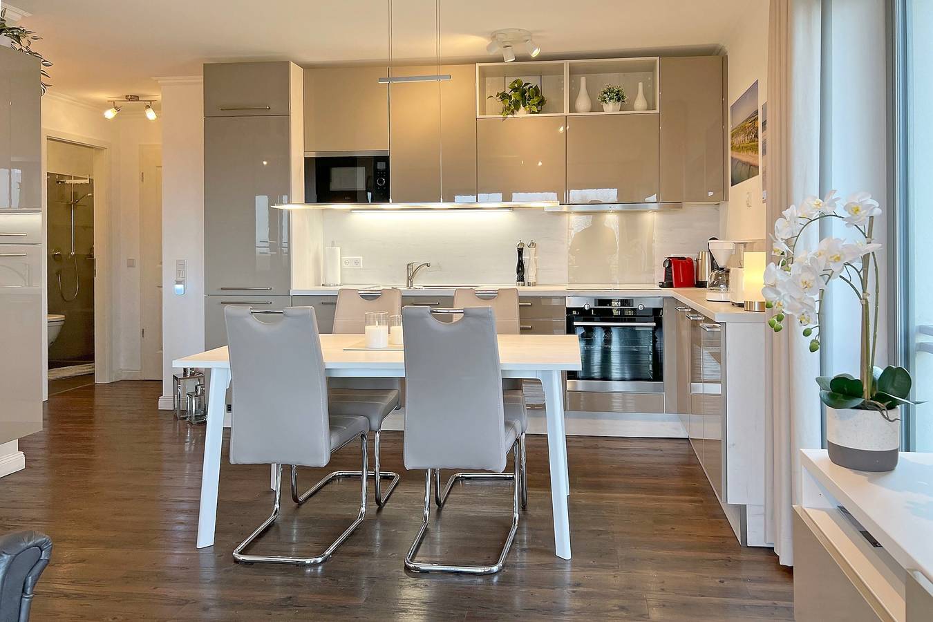 Ganze Wohnung, Ferienwohnung 'Villa Deichgraf 12 Meerblick' mit Meerblick, Balkon und Wlan in Börgerende, Börgerende-Rethwisch