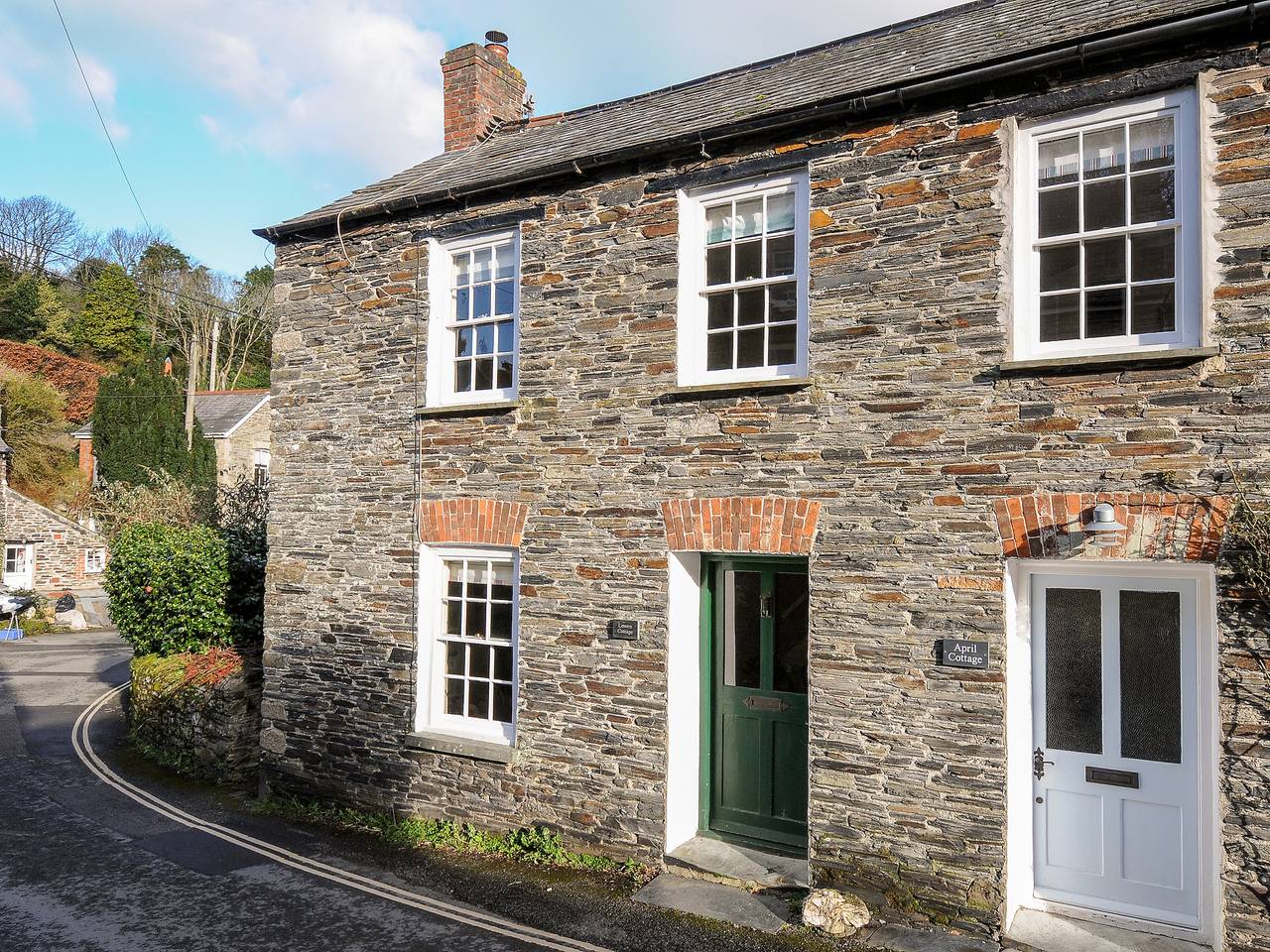 Lowen Cottage in Boscastle, Pentire Point - Widemouth