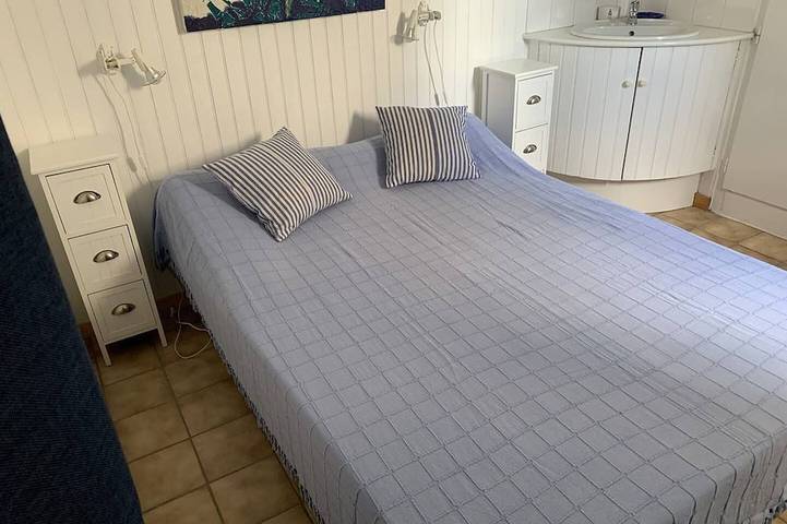 Location de vacances pour 6 personnes dans Plage De La Paree Du Jonc - 2