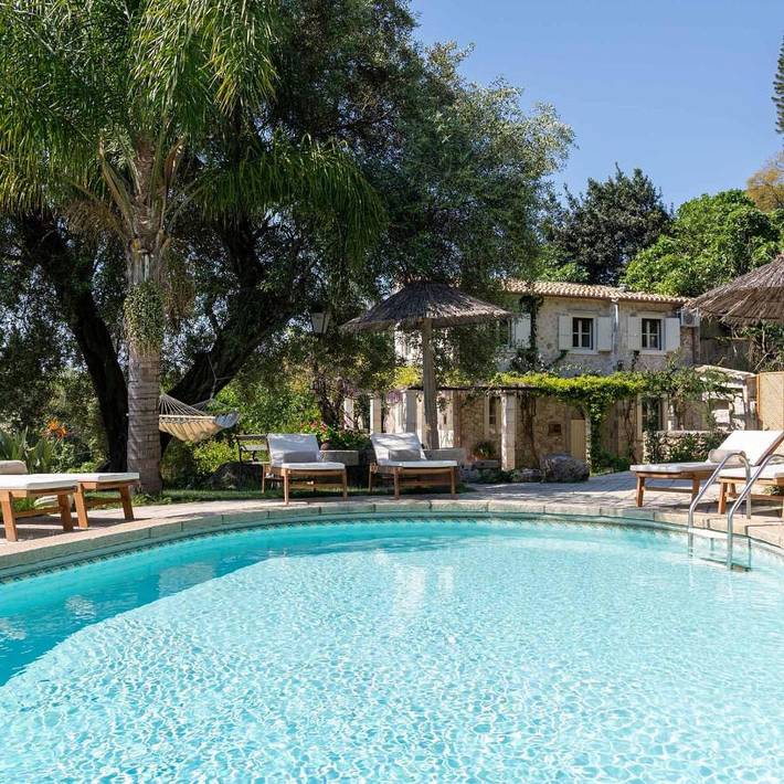 Ferienwohnung für 7 Personen, mit Ausblick und Pool sowie Garten