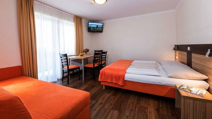 Ferienwohnung für 5 Personen, mit Garten und Pool sowie Ausblick, kinderfreundlich am Millstätter See - 4