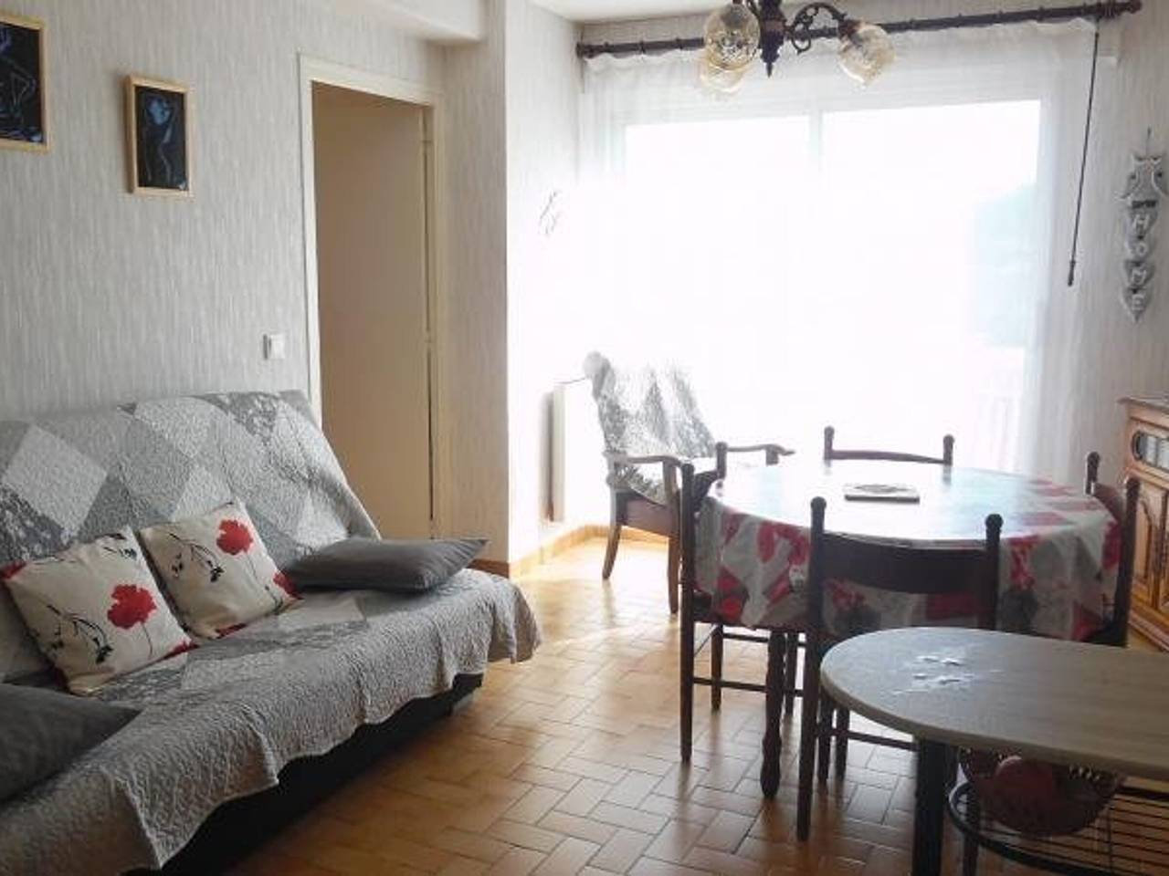 Entire apartment, Cozy F2 Apartment with Balcony & Garage, Near Thermes, Amélie-les-Bains, 2 Sleeps in Amélie-les-Bains-Palalda, Céret region