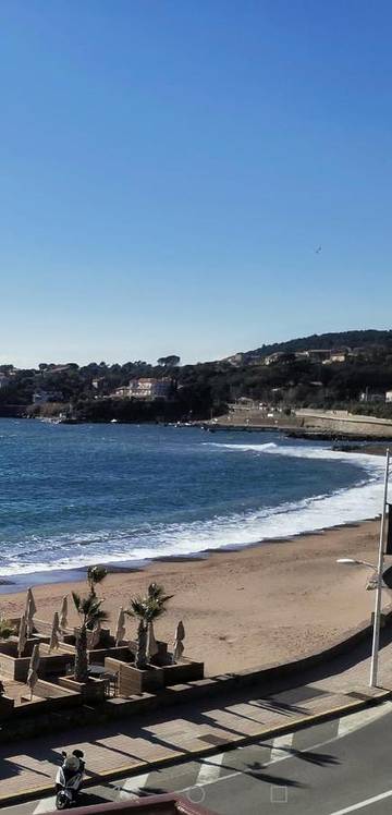 Gîte pour 6 personnes, avec jardin et vue dans Agay