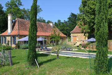 Gîte pour 4 personnes, avec terrasse et jardin à Trémolat