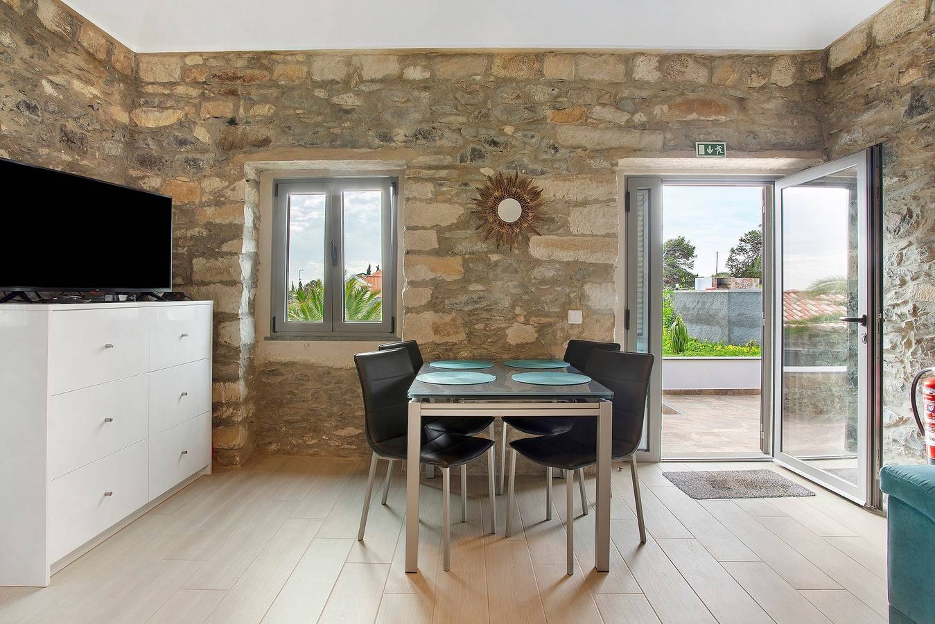 Casa de vacaciones 'Quinta Alcaparras' con vistas al mar, terraza privada y Wi-Fi in Porto Santo, Isla de Madeira