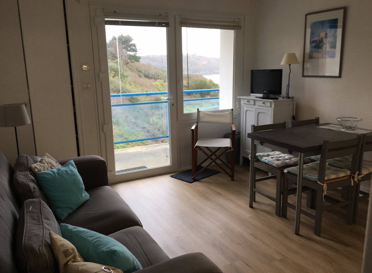 Appartement entier, Appartement bord de plage, vue mer exceptionnelle in Les Rosaires, Plérin