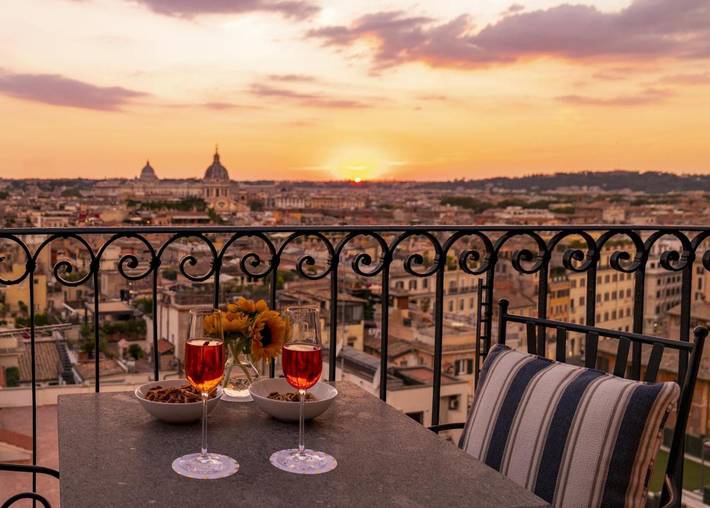 Hotel per 2 persone, con terrazza, con animali domestici in Scalinata di Trinità dei Monti