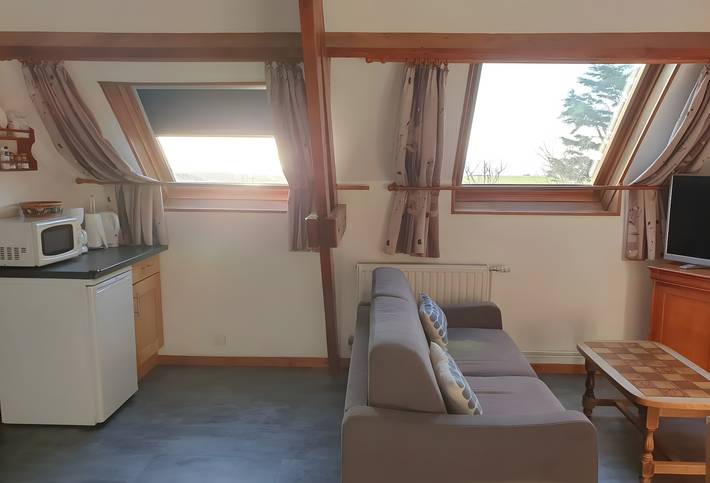 Studio entier, Gîte Rural La Mousson, Studio : Vue Mer, Jardin Partagé et Wi-Fi in Audinghen, Région de Boulogne-sur-Mer