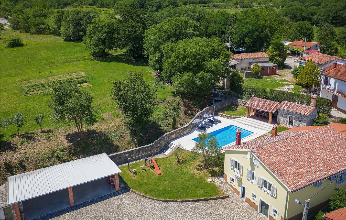 Holiday home for 7 people with terrace in Pićan, Central Istria