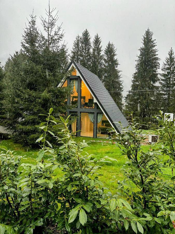 Willa dla 6 osób, z jacuzzi i ogród oraz basen w Karpaty (Rumunia)