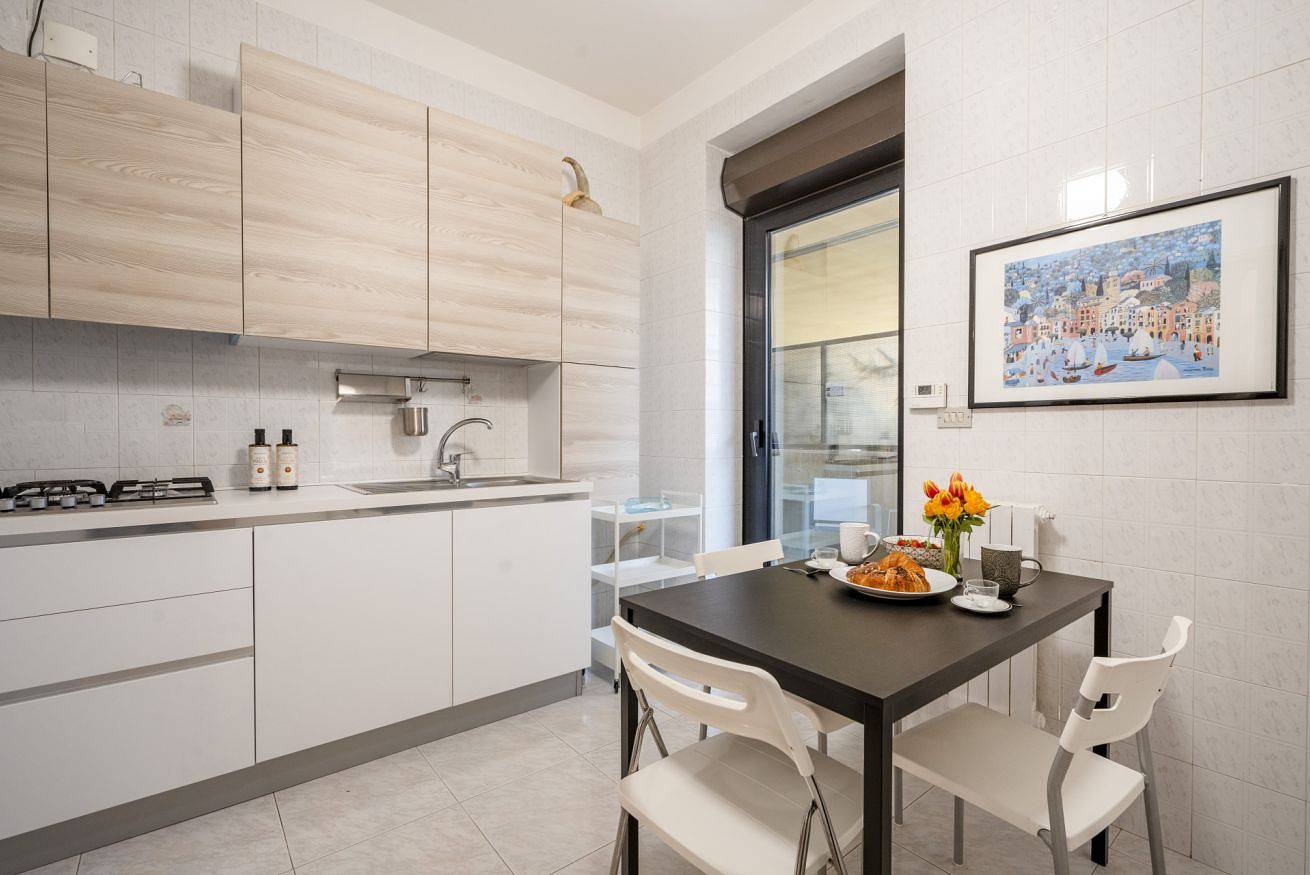 Cały apartament, Apartament wakacyjny dla 5 osób z balkon/ taras in Palese, Bari