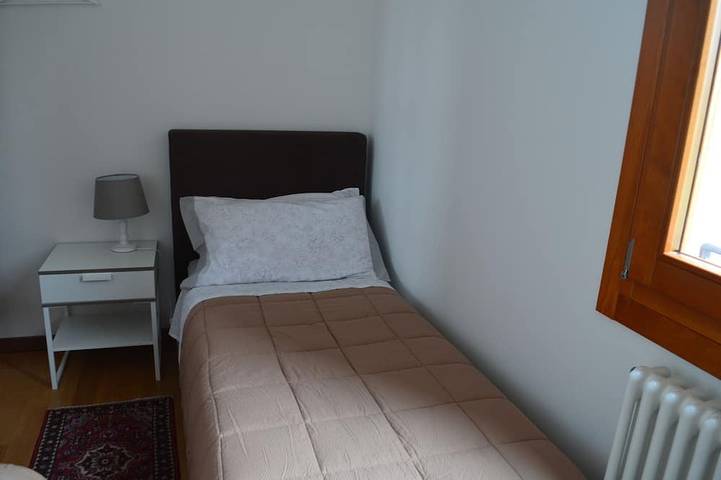 Appartamento intero, Appartamento 3 camere 2 bagni 10 posti letto in Padova, Provincia di Padova