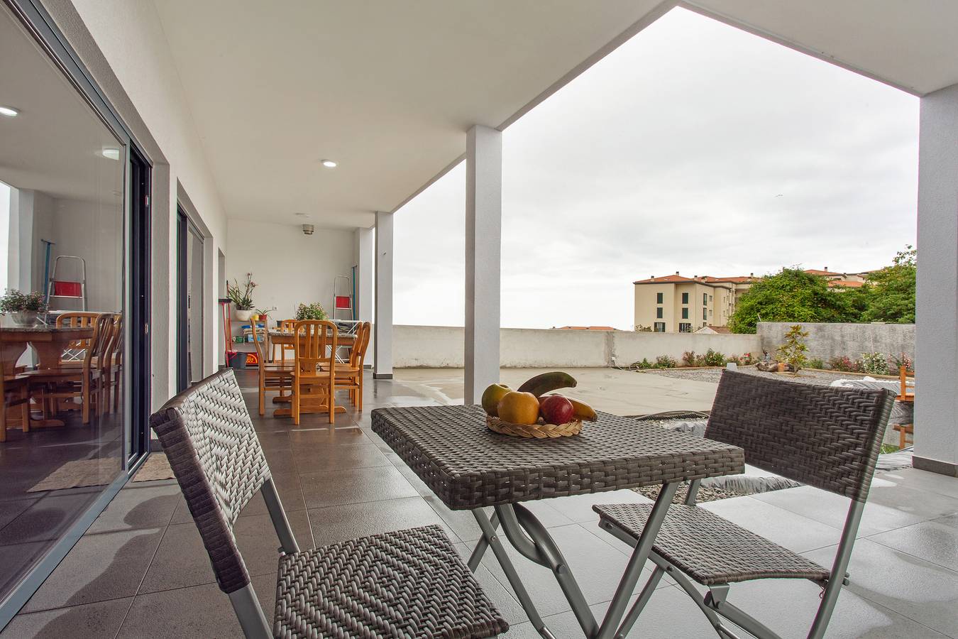 Zimmer 'Carina' mit Meerblick, Gemeinschaftsterrasse und Wi-Fi in Caniço, Madeira