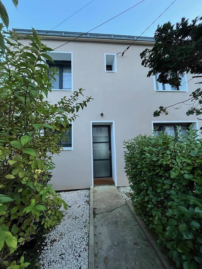 Location de vacances pour 6 personnes, avec vue et jardin à Brest - 2