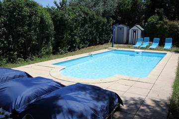 Gîte pour 4 personnes, avec jardin ainsi que piscine et terrasse à Gigean