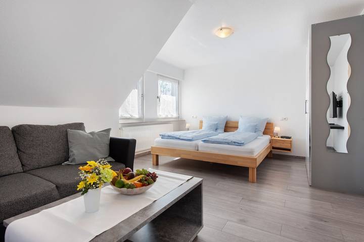 Ferienwohnung für 2 Personen, mit Seeblick am Bodensee - 2