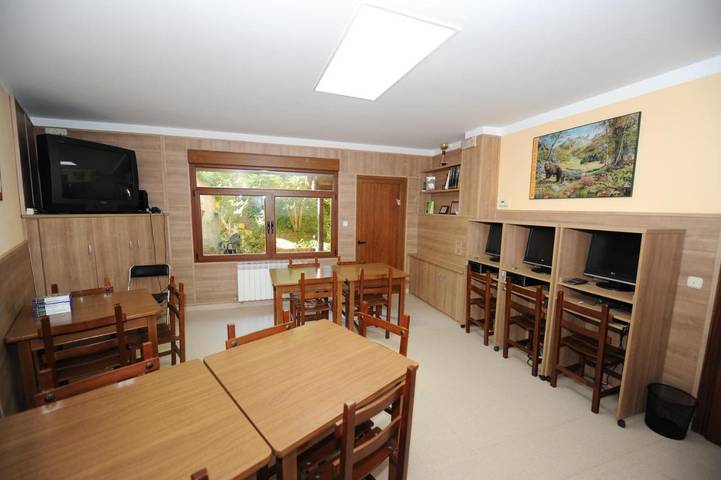Casa rural para 30 personas en Mave - 3