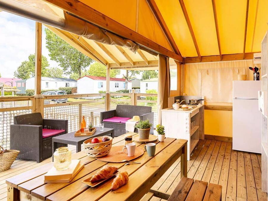 Camping La Citadelle - Lodge 4 personen - Lodge Premium 3 Zimmer 4 Personen in Loches, Loches und Umgebung