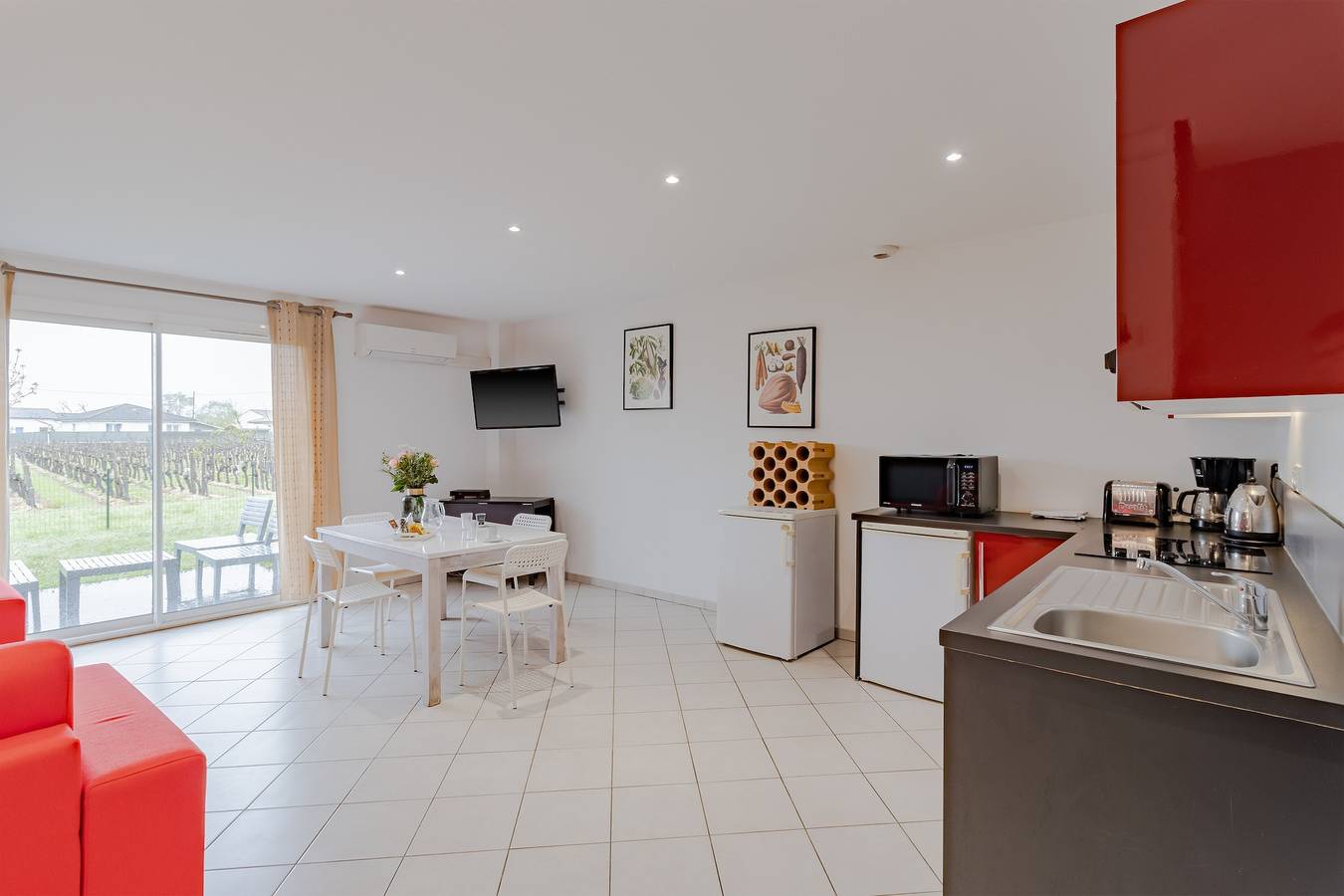 Casa de vacaciones 'Villa 1-2 Pers- Libourne' con terraza privada, Wi-Fi y aire acondicionado in Libourne, Región de Libourne