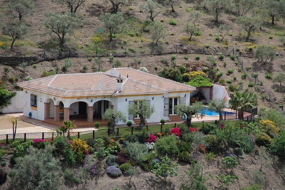 Large in a secluded location with private pool and stunning views in Árchez, Málaga Province