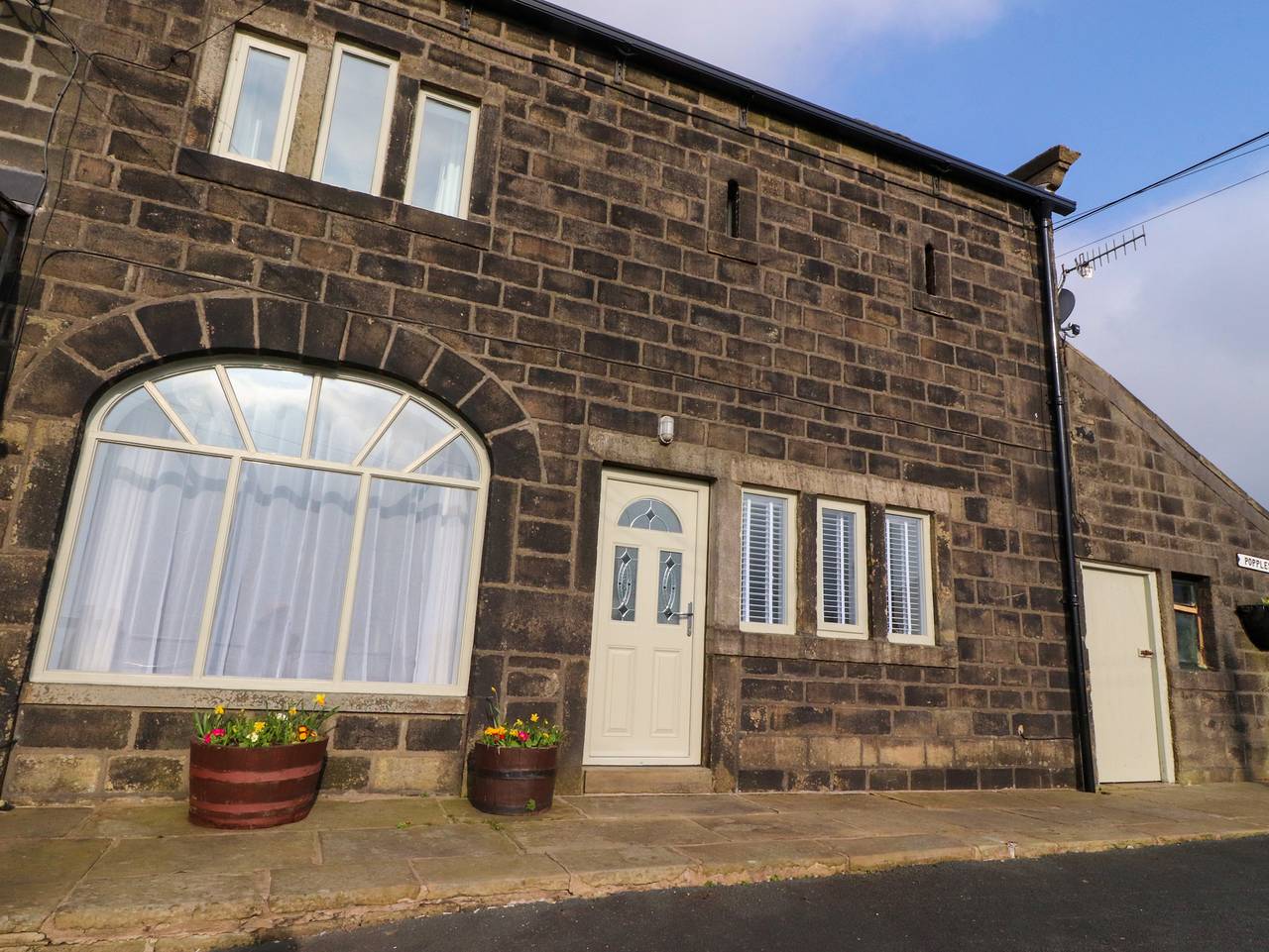 Popples Barn in Yorkshire del Oeste